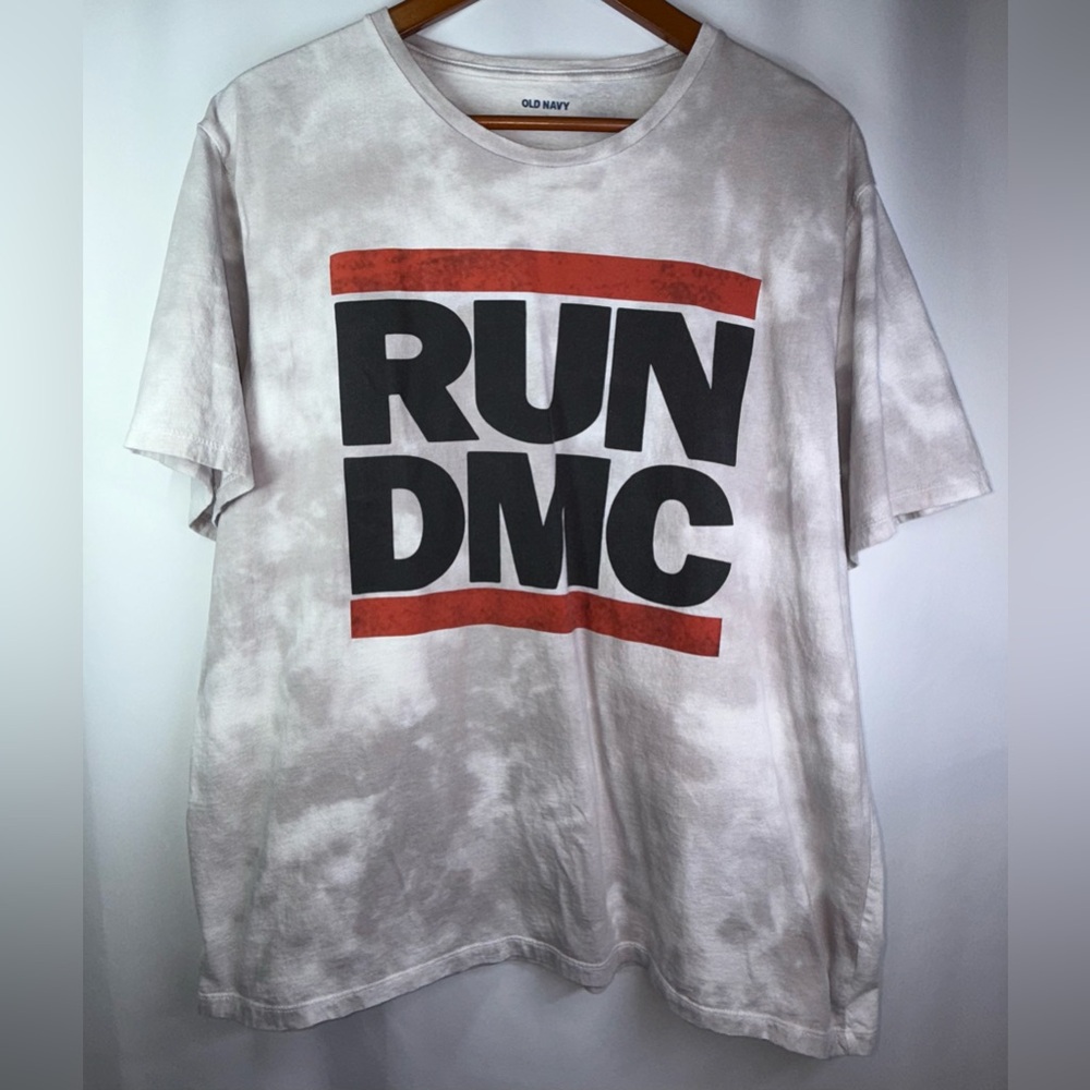 RUN-DMC x Old Navy Unisex Adult XXL Short Sleeve Screen Print Tee